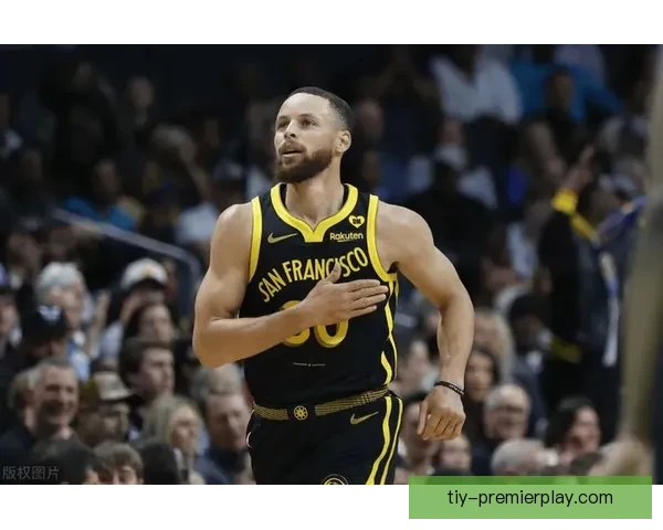 库里深情致敬保罗传奇篮球生涯