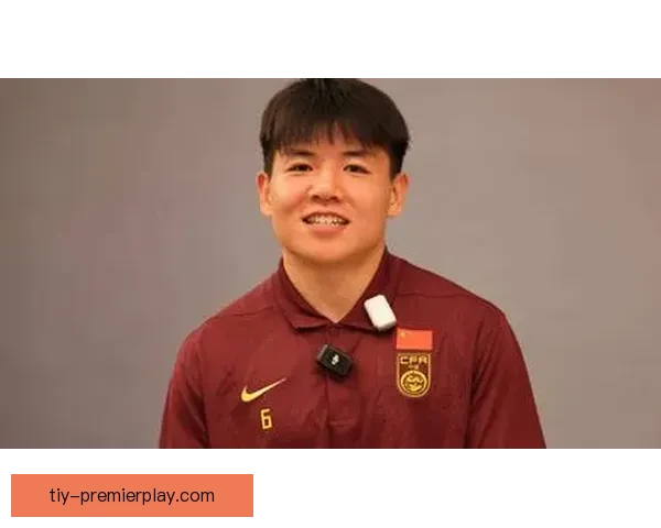 巴恩斯利客战哈镇名单徐彬缺席